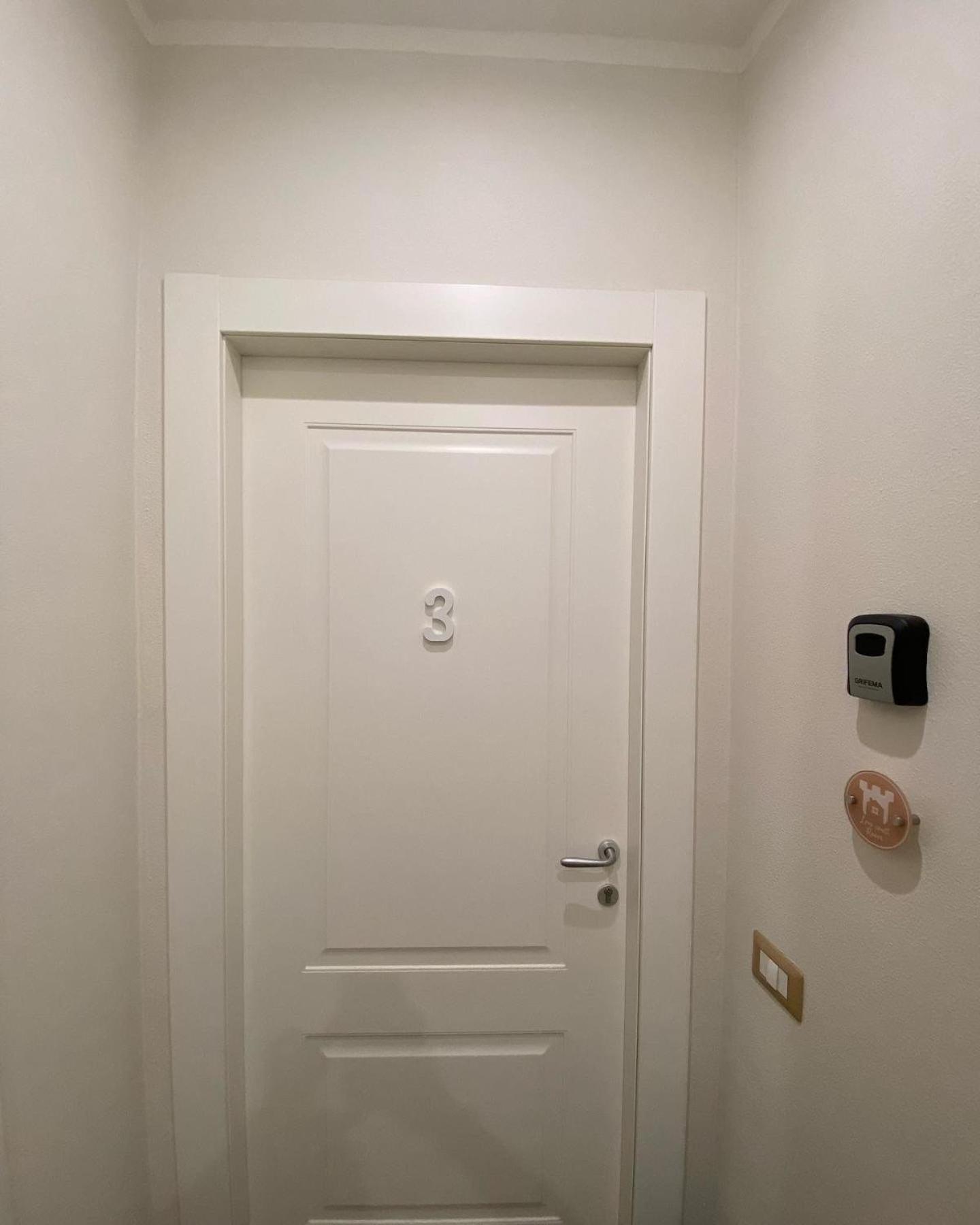 Tinellari Rooms 나폴리 외부 사진