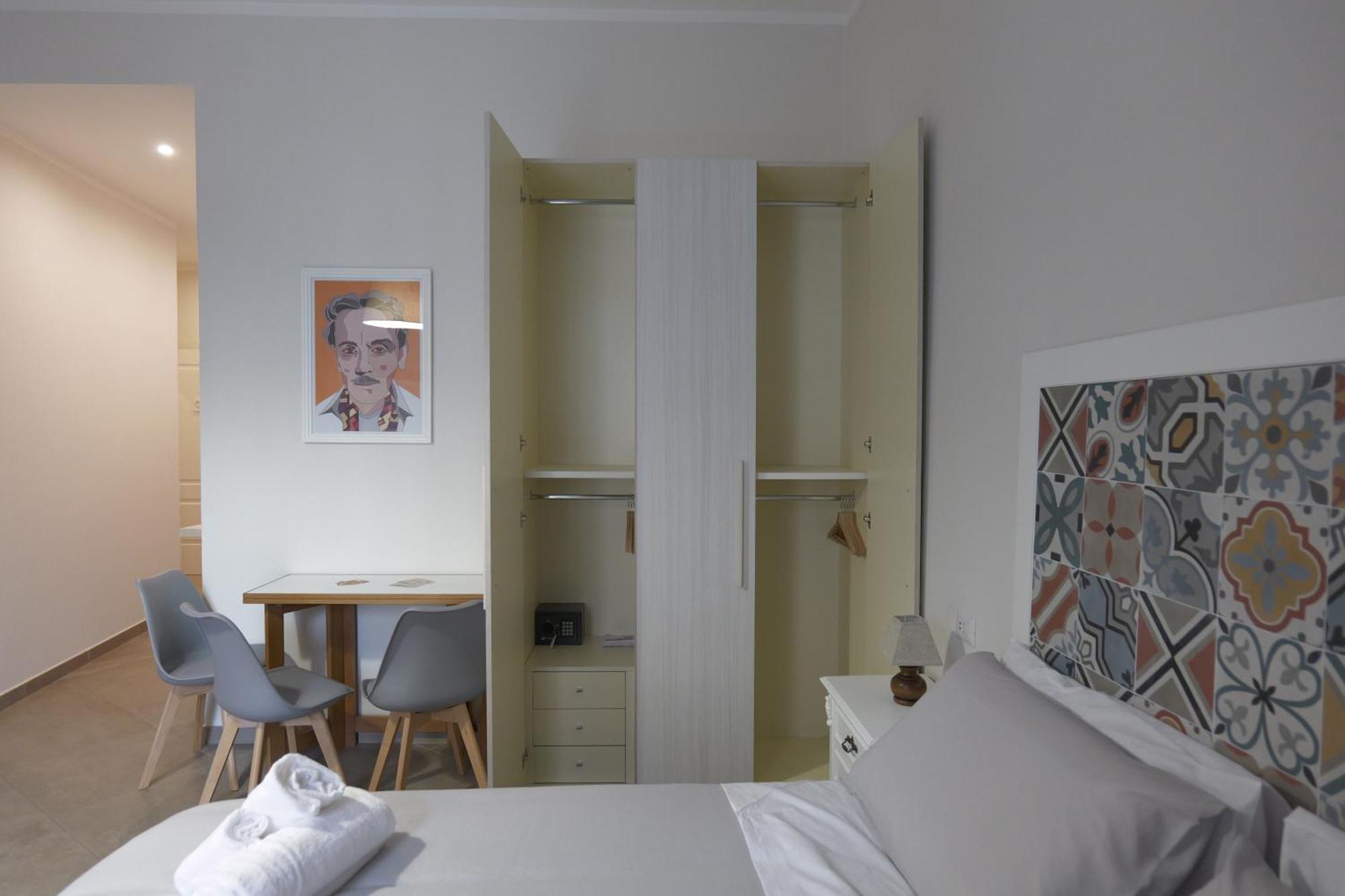 Tinellari Rooms 나폴리 외부 사진